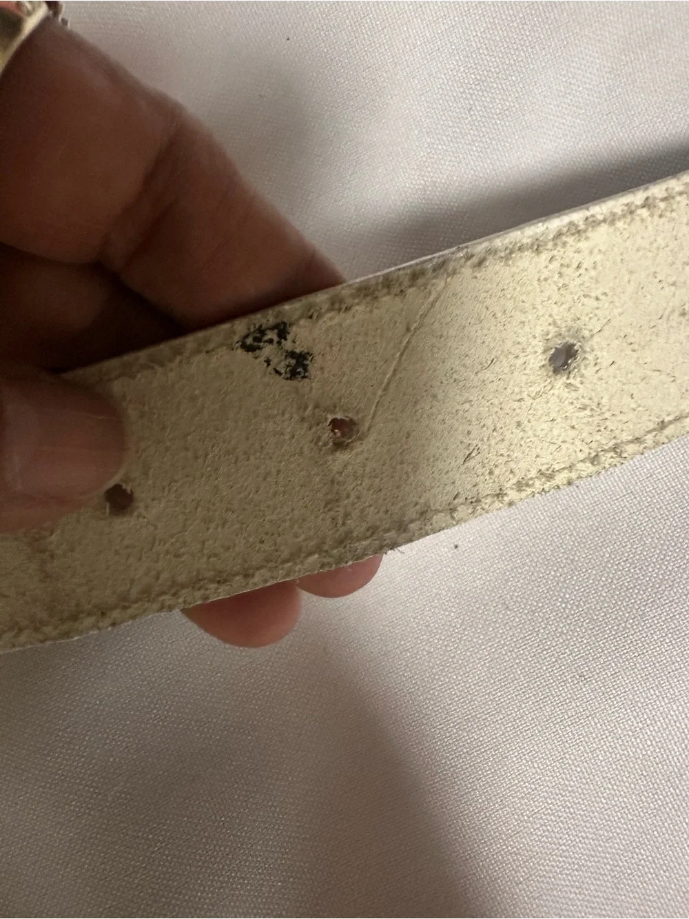 Michael Rose  White Leather women’s Belt with Gold Buckle size S/M